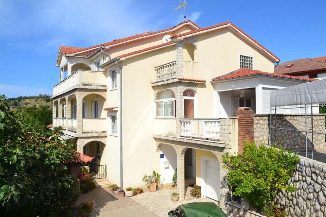Apartments Miranda لوبار المظهر الخارجي الصورة