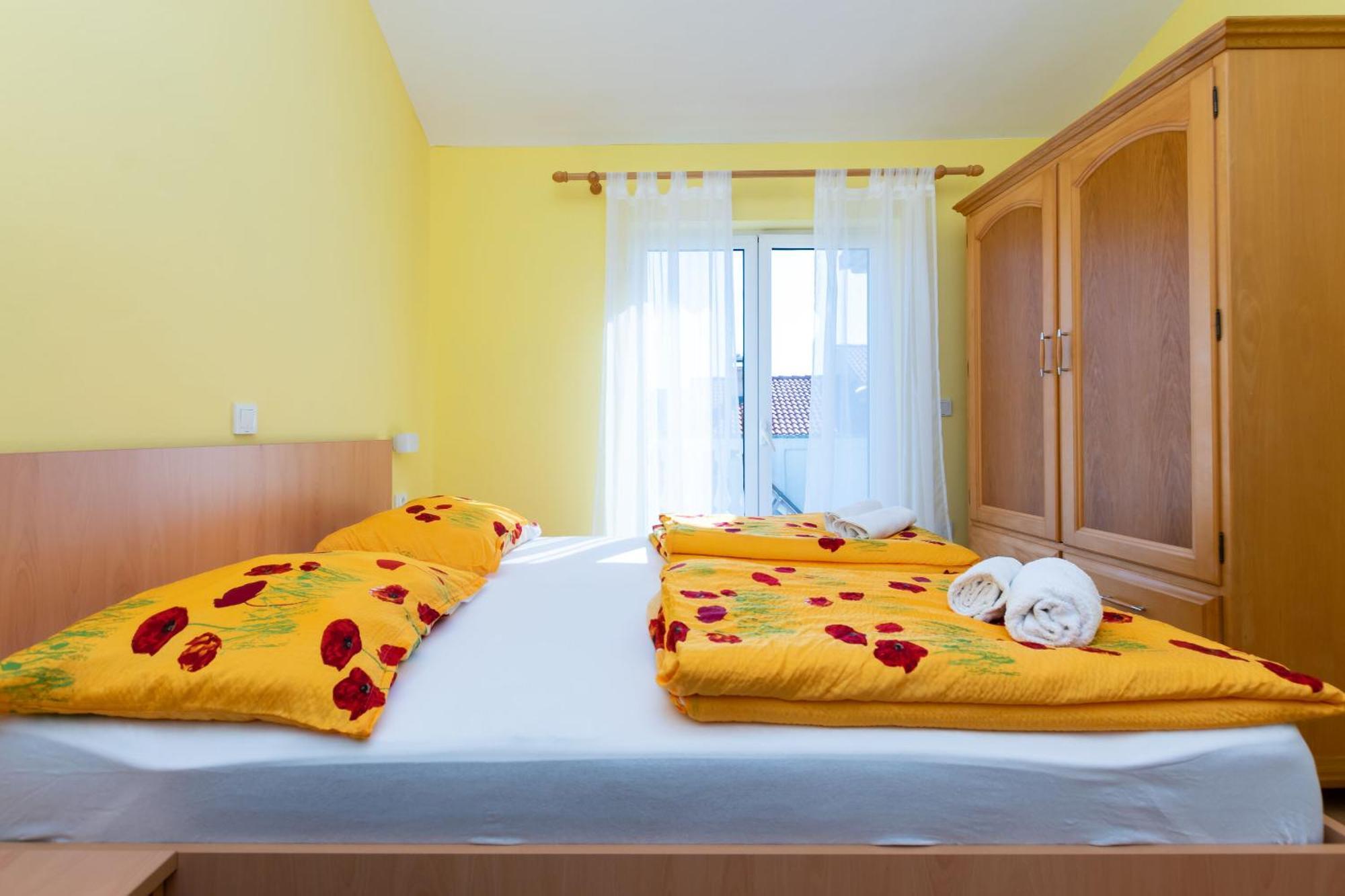 Apartments Miranda لوبار المظهر الخارجي الصورة